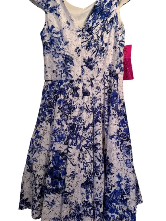 Beautiful Betsey Johnson Blue and White Eyelet Floral Midi Dress 4 NWT - Picture 2 of 6
